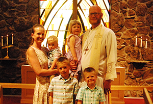 Photo of Pastor Lietzau and his family